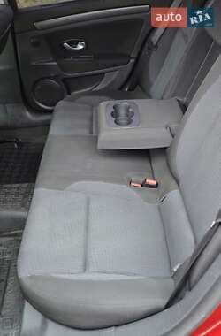 Універсал Renault Laguna 2008 в 