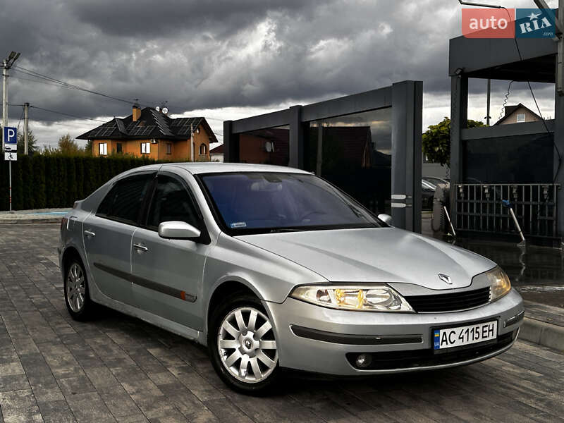 Лифтбек Renault Laguna 2002 в Луцке