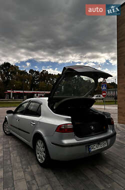 Лифтбек Renault Laguna 2002 в 