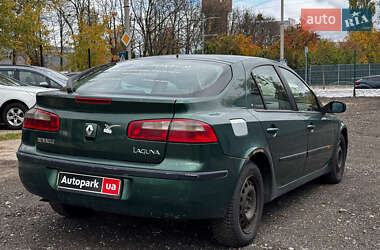 Лифтбек Renault Laguna 2001 в 