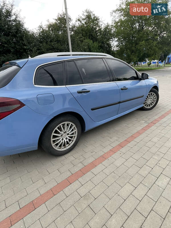 Универсал Renault Laguna 2011 в Калиновке