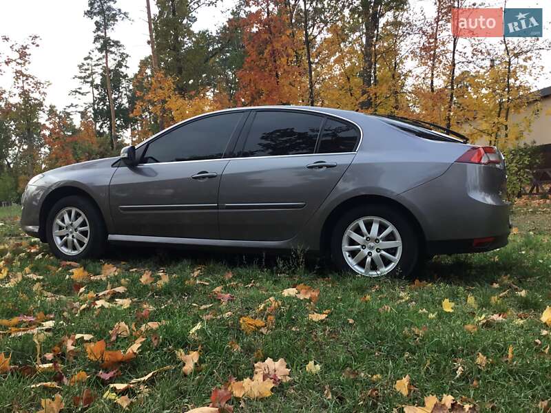 Лифтбек Renault Laguna 2012 в Киеве фото 26 Лифтбек Renault Laguna 2012 в Киеве