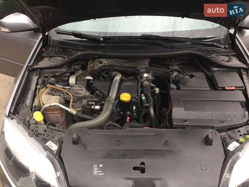 Лифтбек Renault Laguna 2012 в Киеве фото 63 Лифтбек Renault Laguna 2012 в Киеве