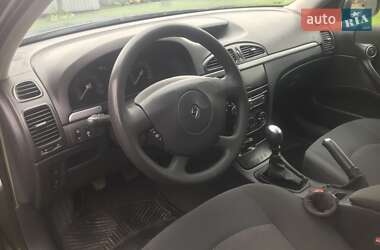Универсал Renault Laguna 2006 в  фото 10 Универсал Renault Laguna 2006 в