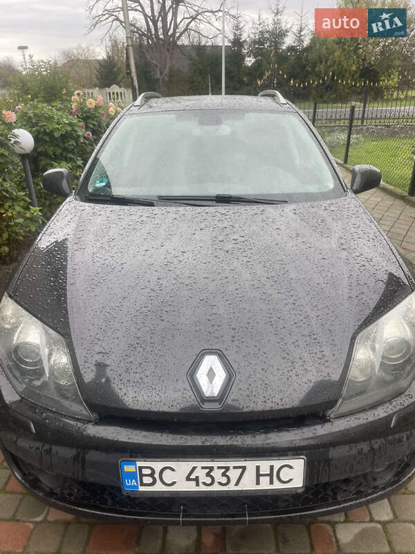 Универсал Renault Laguna 2010 в Стрые