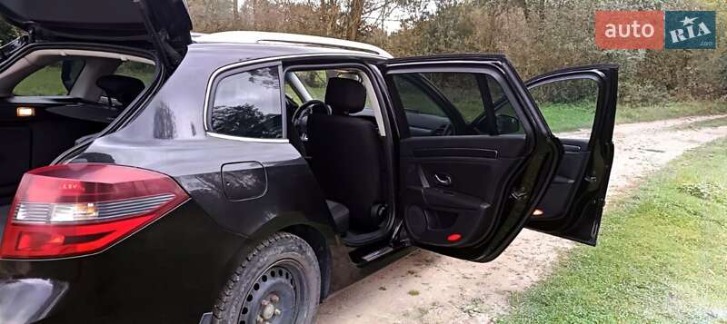 Универсал Renault Laguna 2010 в Лановцах фото 9 Универсал Renault Laguna 2010 в Лановцах