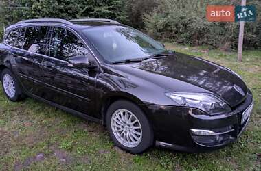 Универсал Renault Laguna 2011 в Остроге