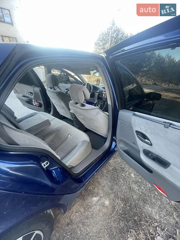 Лифтбек Renault Laguna 2003 в Тернополе