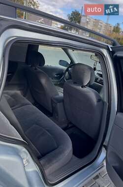 Універсал Renault Laguna 2001 в  фото 2 Універсал Renault Laguna 2001 в