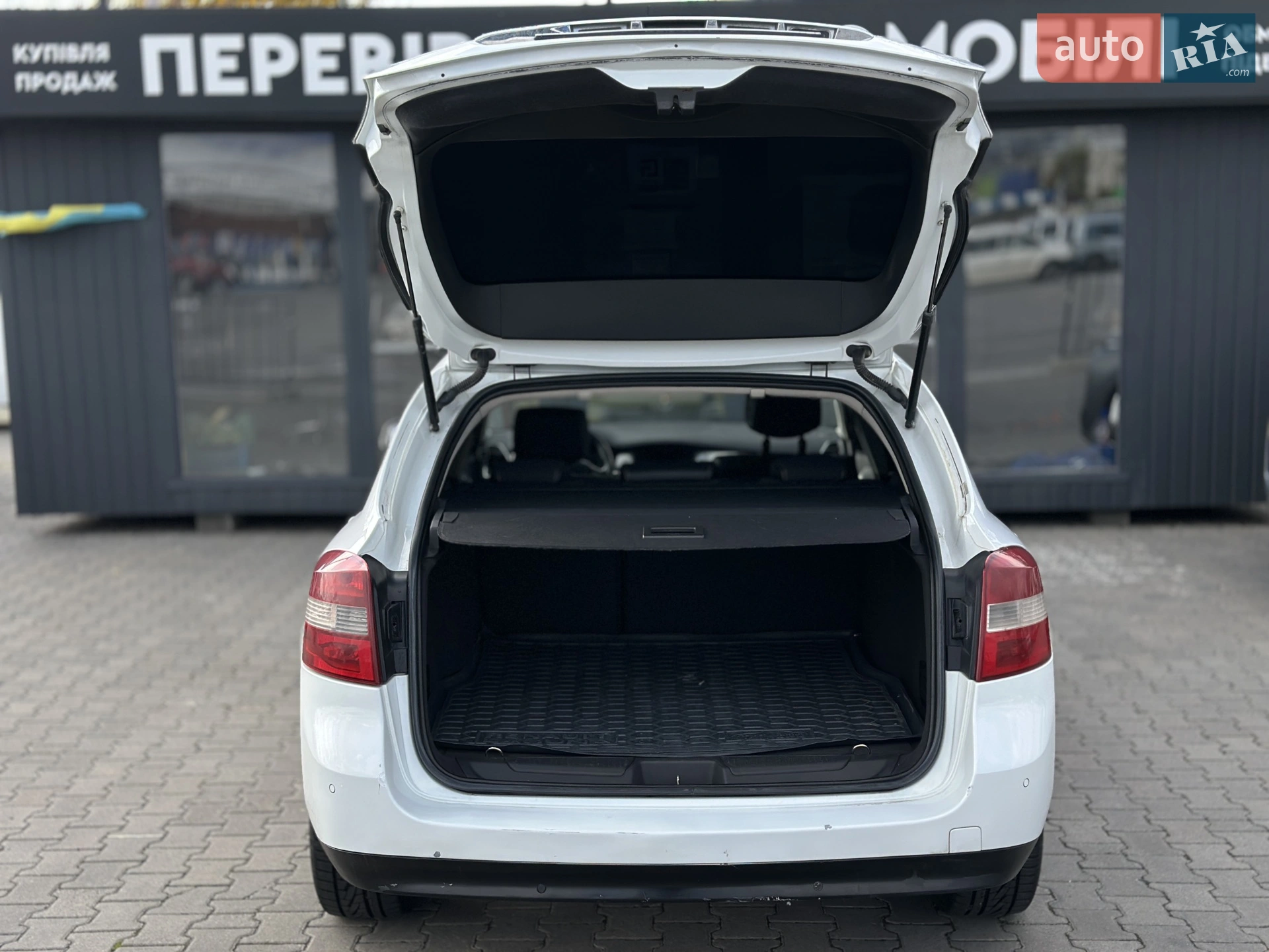 2012 Renault Laguna - мініатюра 14