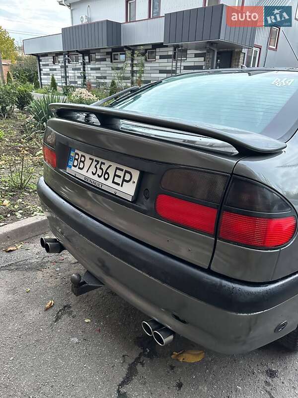 Лифтбек Renault Laguna 1996 в Умани фото 4 Лифтбек Renault Laguna 1996 в Умани