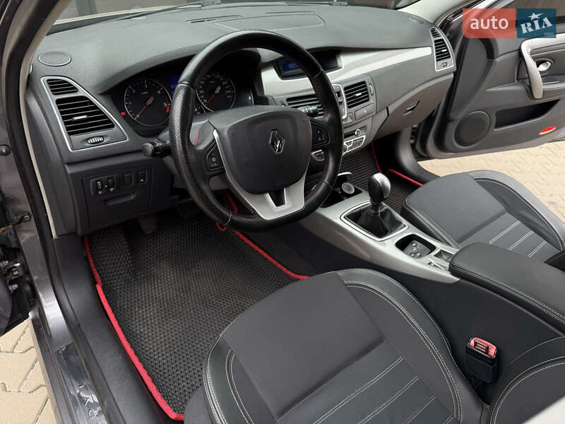 Универсал Renault Laguna 2011 в Киеве