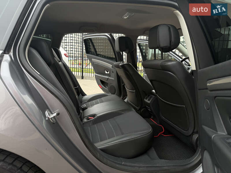 Универсал Renault Laguna 2011 в Киеве