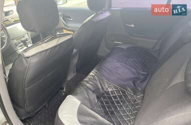 Універсал Renault Laguna 2002 в  фото 7 Універсал Renault Laguna 2002 в