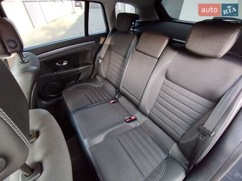 Універсал Renault Laguna 2010 в Івано-Франківську фото 12 Універсал Renault Laguna 2010 в Івано-Франківську