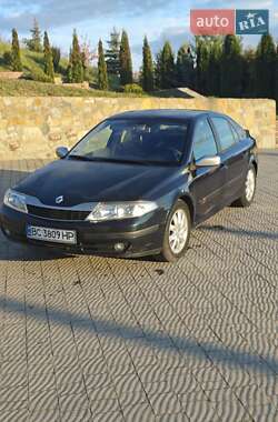 Ліфтбек Renault Laguna 2002 в Львові