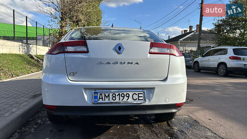 Ліфтбек Renault Laguna 2012 в Житомирі