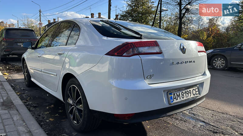 Ліфтбек Renault Laguna 2012 в Житомирі