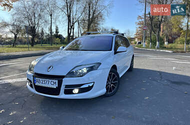 Універсал Renault Laguna 2011 в  фото 20 Універсал Renault Laguna 2011 в