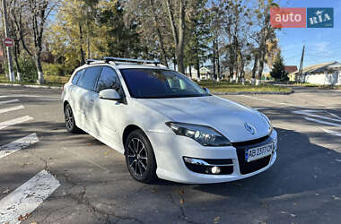 Універсал Renault Laguna 2011 в  фото 32 Універсал Renault Laguna 2011 в