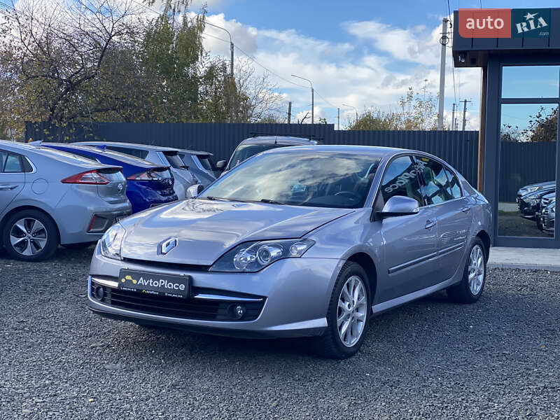 Ліфтбек Renault Laguna 2009 в Луцьку