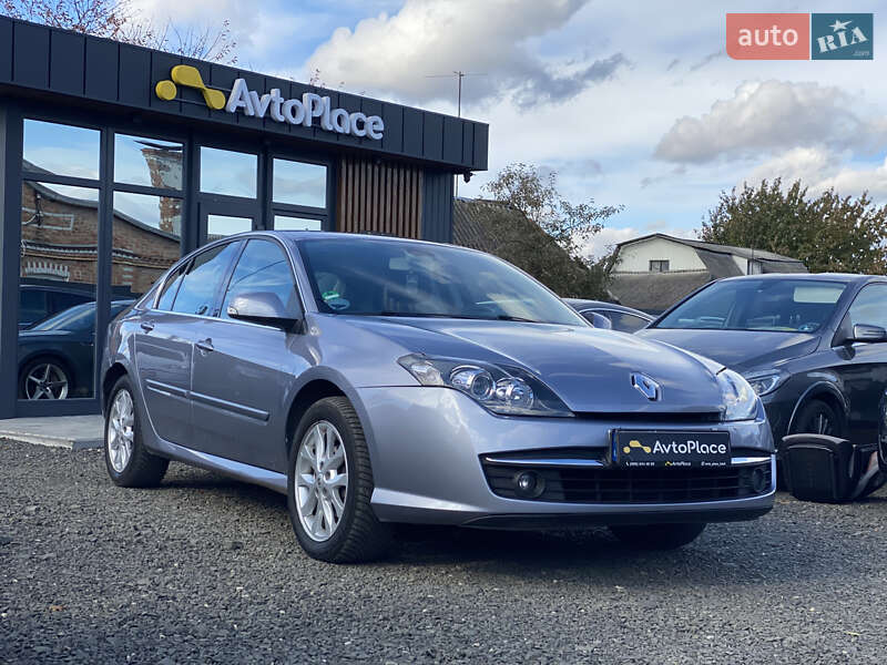 Ліфтбек Renault Laguna 2009 в Луцьку