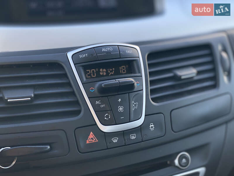 Ліфтбек Renault Laguna 2009 в Луцьку