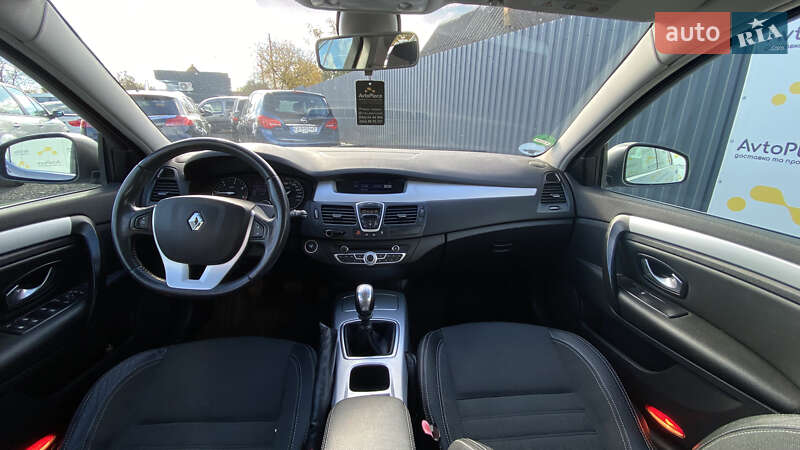 Ліфтбек Renault Laguna 2009 в Луцьку