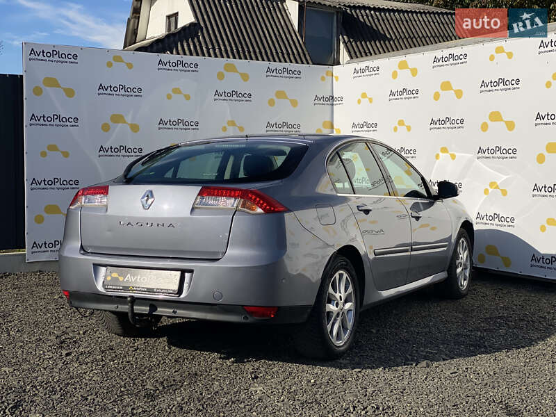 Ліфтбек Renault Laguna 2009 в Луцьку