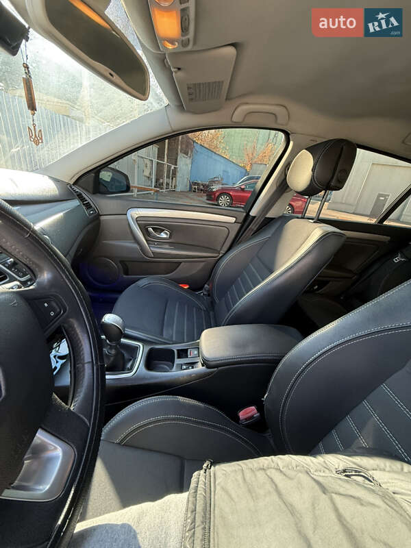 Универсал Renault Laguna 2008 в Киеве фото 38 Универсал Renault Laguna 2008 в Киеве