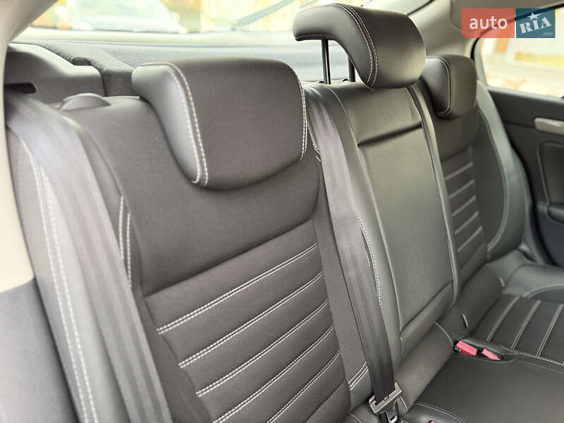 Ліфтбек Renault Laguna 2014 в Тернополі