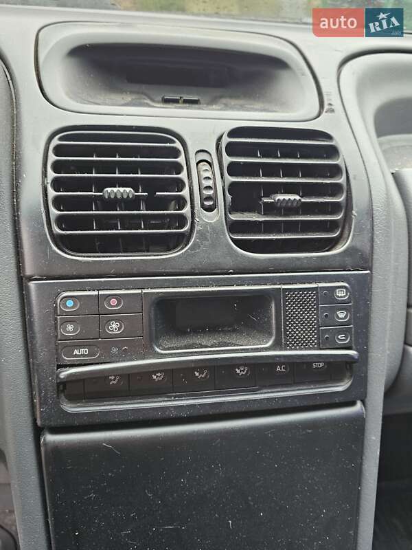 Універсал Renault Laguna 1997 в Києві