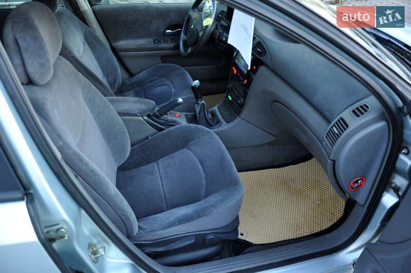 Лифтбек Renault Laguna 2003 в Львове фото 27 Лифтбек Renault Laguna 2003 в Львове