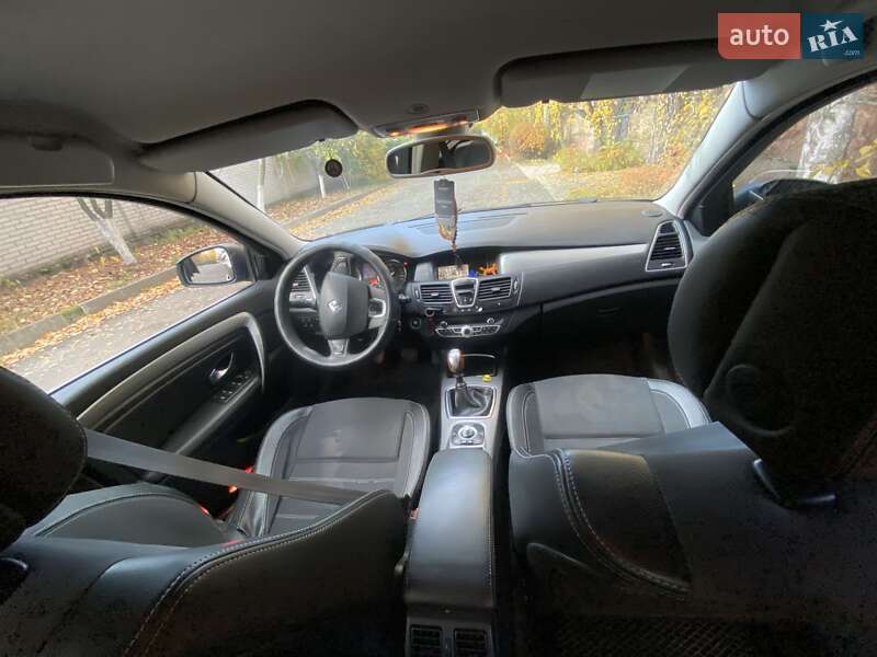 Универсал Renault Laguna 2011 в Киеве