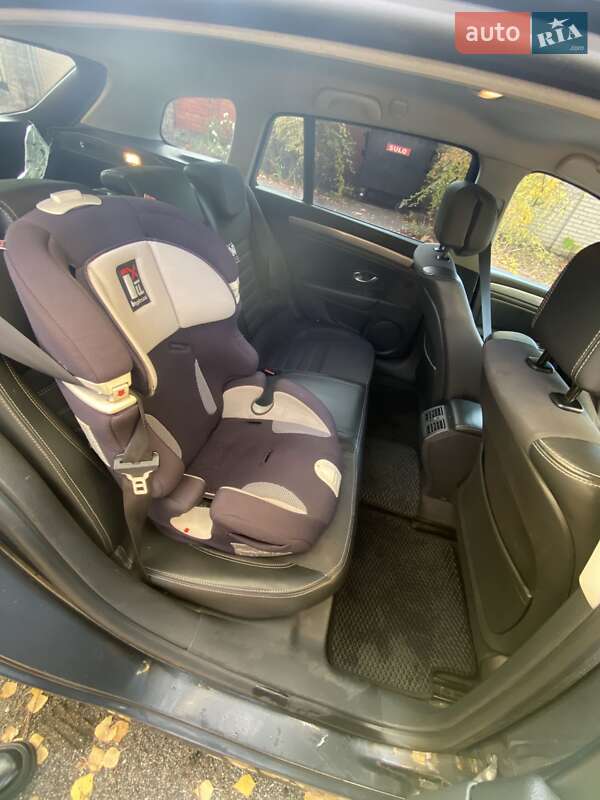 Универсал Renault Laguna 2011 в Киеве