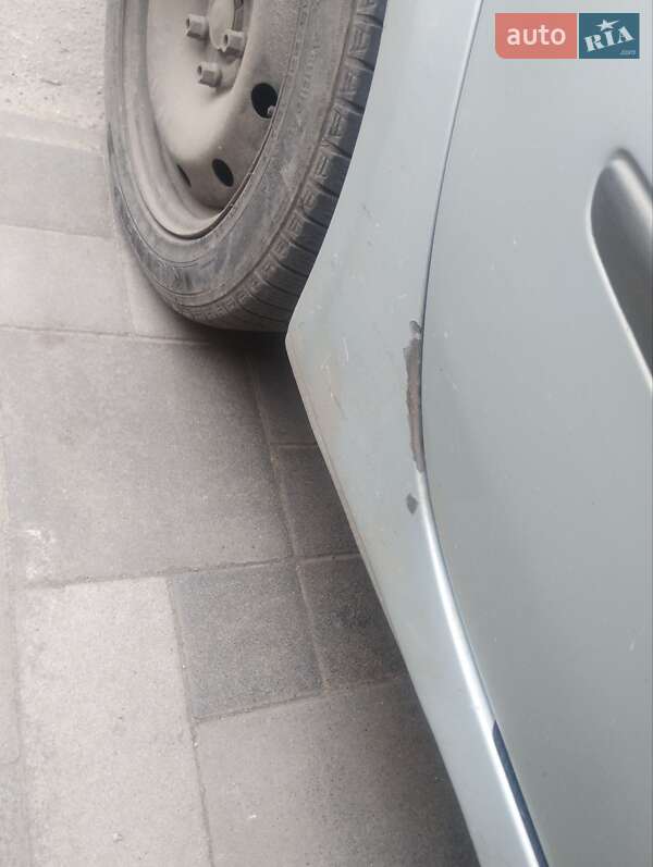 Универсал Renault Laguna 2003 в Коростышеве фото 11 Универсал Renault Laguna 2003 в Коростышеве