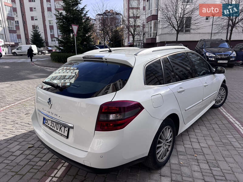 Универсал Renault Laguna 2011 в Ивано-Франковске