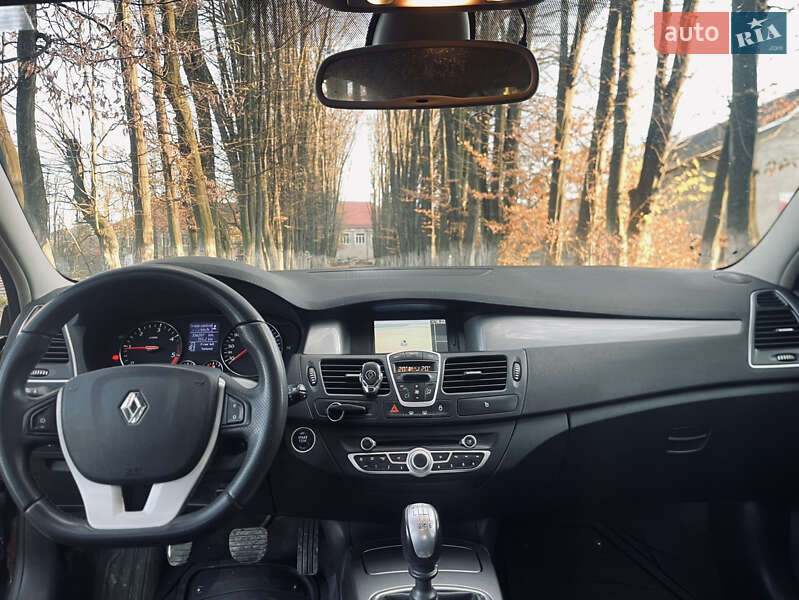 Лифтбек Renault Laguna 2011 в Ивано-Франковске фото 20 Лифтбек Renault Laguna 2011 в Ивано-Франковске