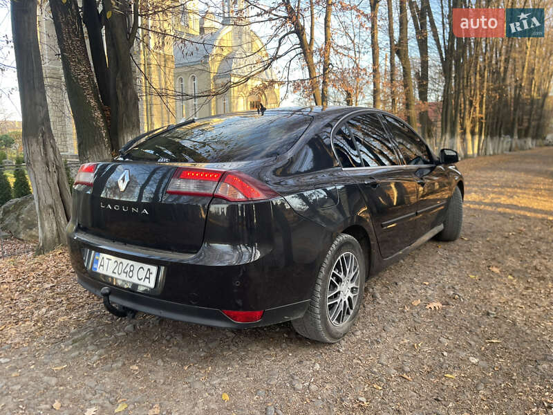 Лифтбек Renault Laguna 2011 в Коломые