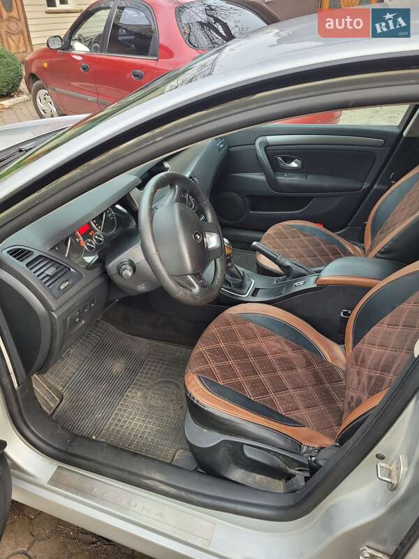 Лифтбек Renault Laguna 2007 в Черкассах фото 6 Лифтбек Renault Laguna 2007 в Черкассах