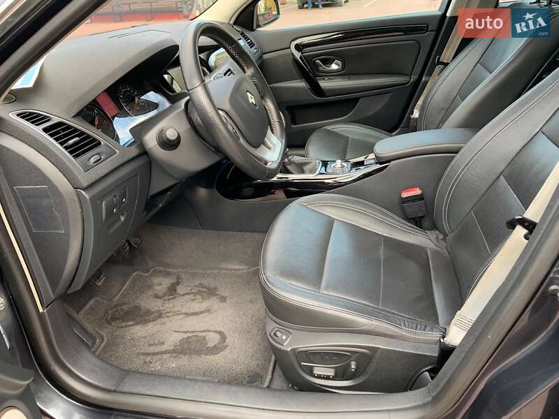 Лифтбек Renault Laguna 2014 в Ровно фото 10 Лифтбек Renault Laguna 2014 в Ровно