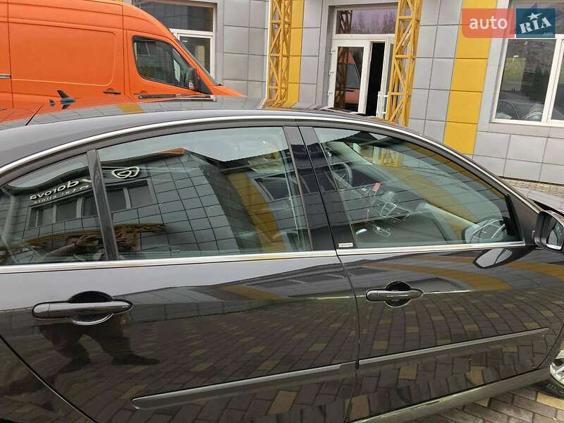 Лифтбек Renault Laguna 2012 в Киеве