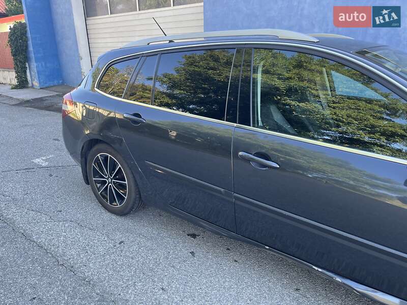 Универсал Renault Laguna 2012 в Ужгороде