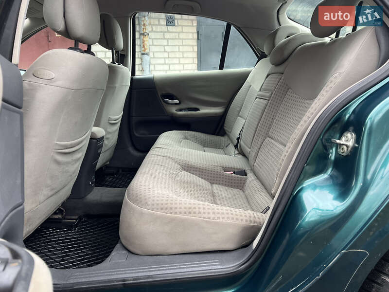 Лифтбек Renault Laguna 2003 в Житомире