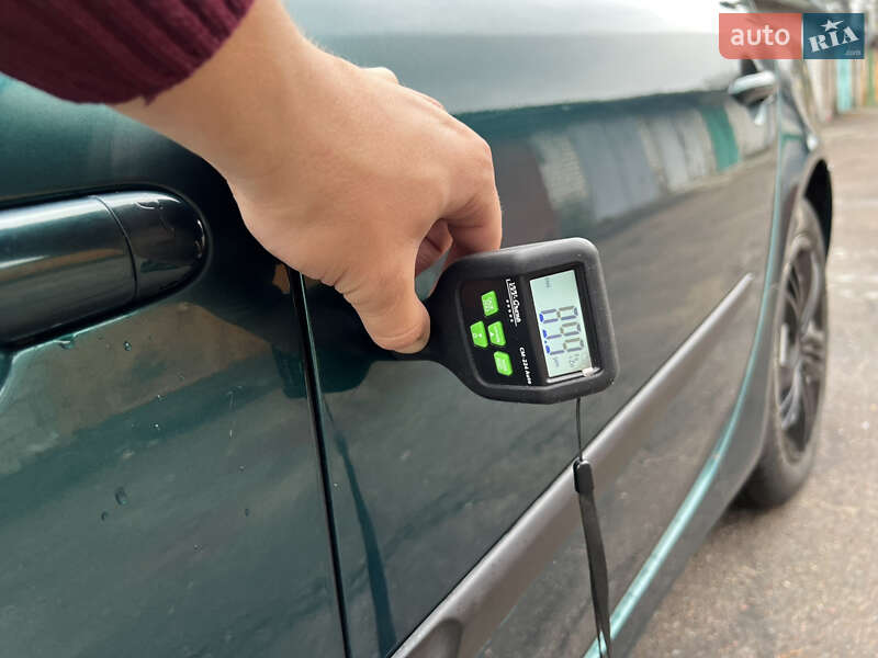 Лифтбек Renault Laguna 2003 в Житомире