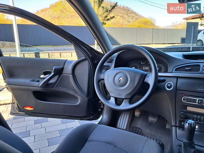Ліфтбек Renault Laguna 2007 в Мукачевому