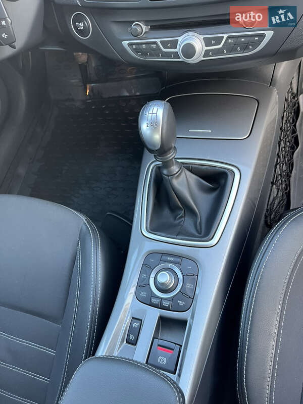 Універсал Renault Laguna 2011 в Львові фото 16 Універсал Renault Laguna 2011 в Львові