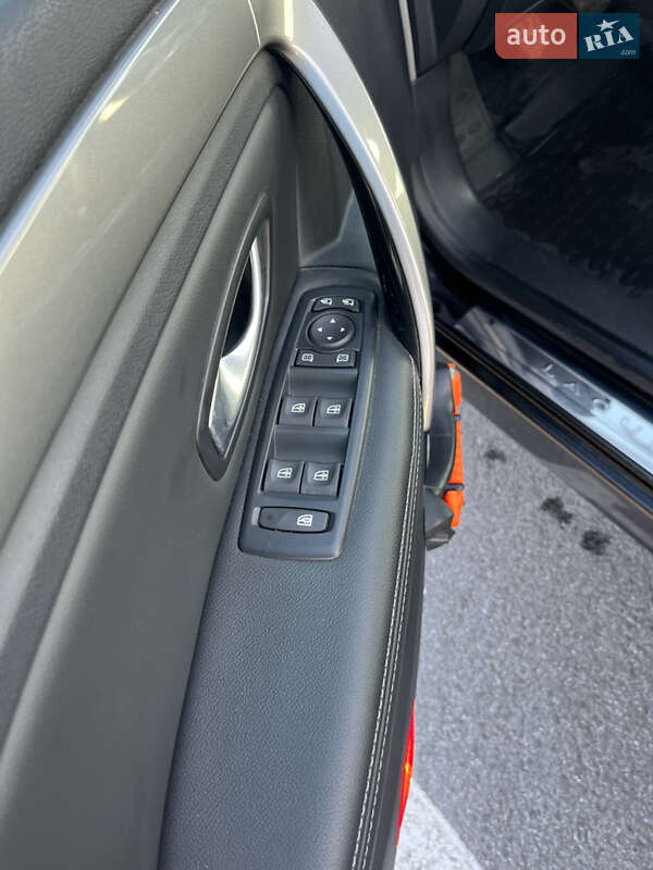 Універсал Renault Laguna 2011 в Львові фото 22 Універсал Renault Laguna 2011 в Львові