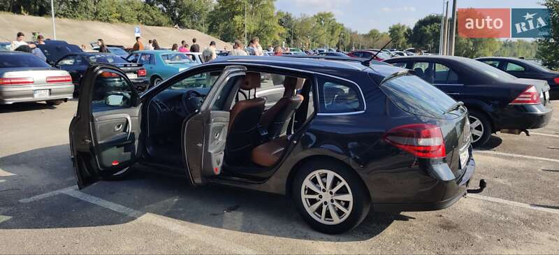 Универсал Renault Laguna 2010 в Киеве