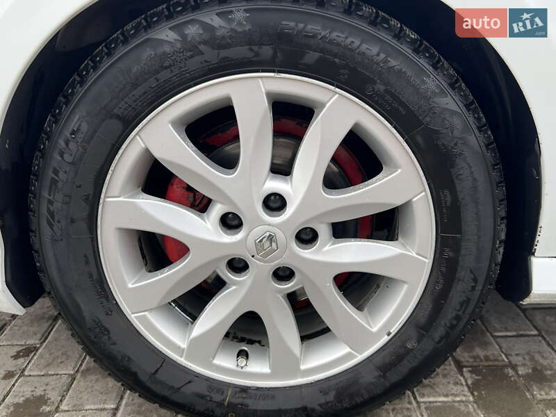 Універсал Renault Laguna 2010 в Лопатині